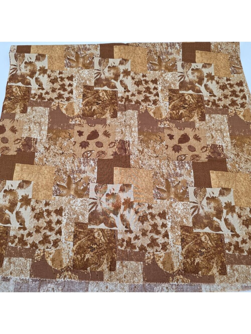 Falling Leaves Hancock Fabric Autumn Leaf Patchwork Brown & Gold Cotton 1 Yard